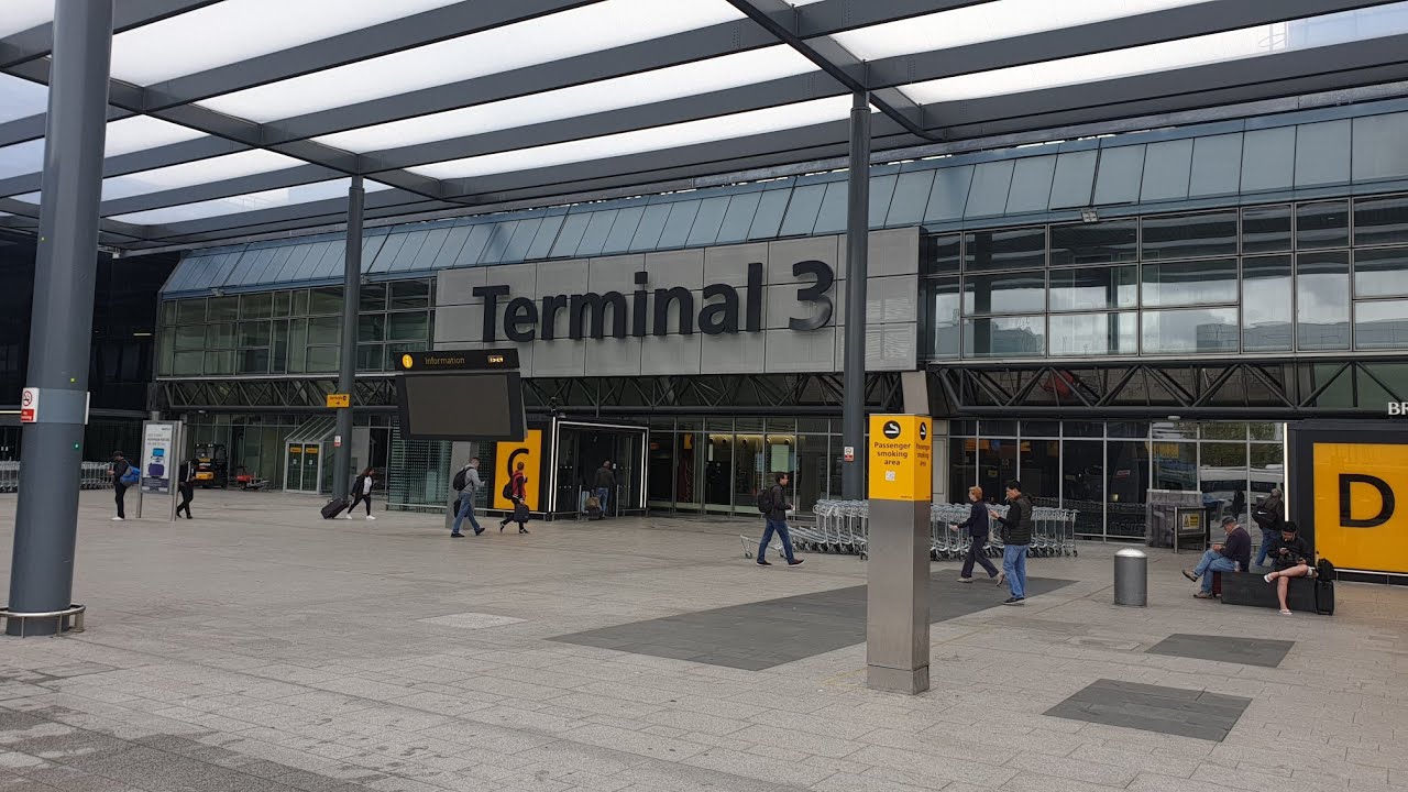 London Heathrow Airport Terminal 3 Departure Area Youtube