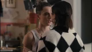 Mabel and Alice (Selena Gomez and Cara Delevingne) | Only Murders in the Building S02E02