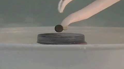 Physics Demo -- Superconductor