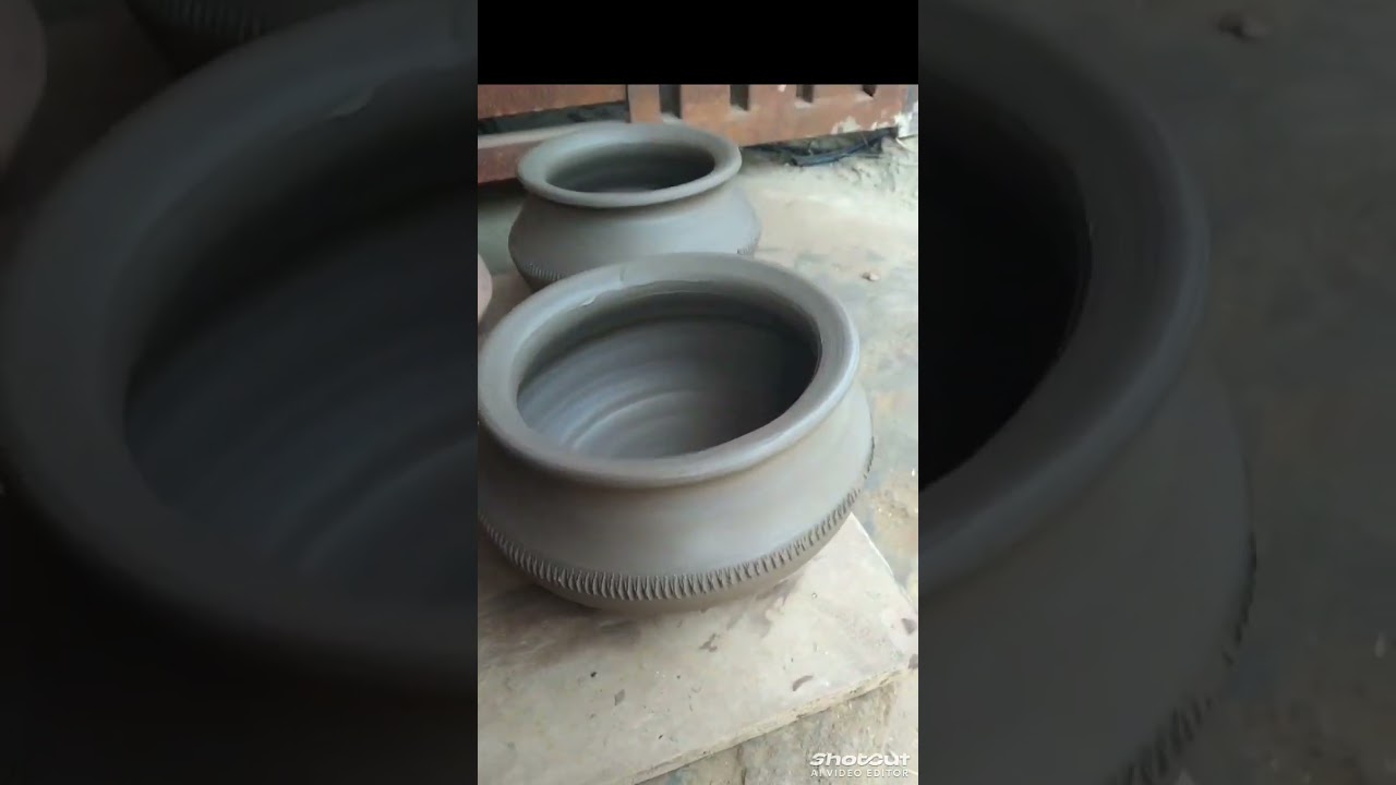 mitti ki biryani handi 