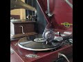三丁目 文夫 ♪雨の天城路♪ 1941年 78rpm record. Columbia Model No G ー 241 phonograph