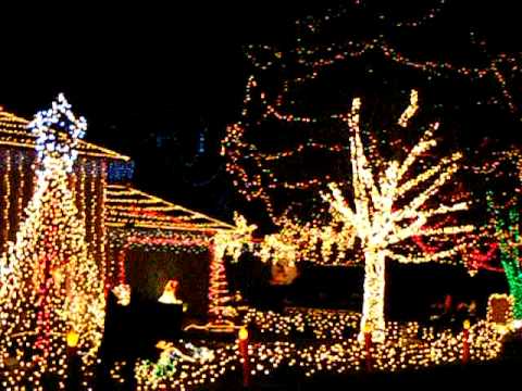 video of my house at christmas - YouTube