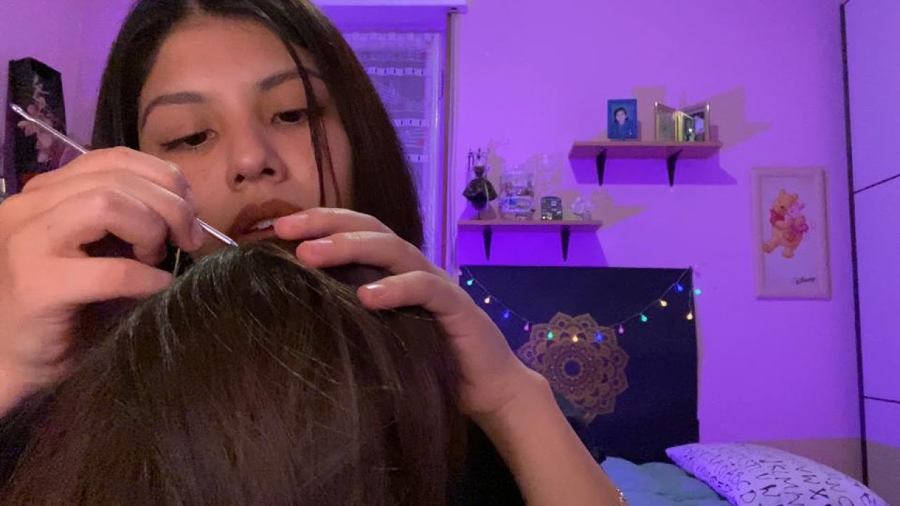 JUEGO CON TU PELO (Masaje capilar, rasquidos, peinandote ecc) Asmr Español 💆🏻‍♀️✨