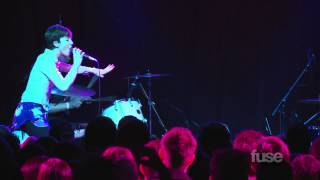 Polica &quot;Fist, Teeth, Money&quot; (Live Performance)