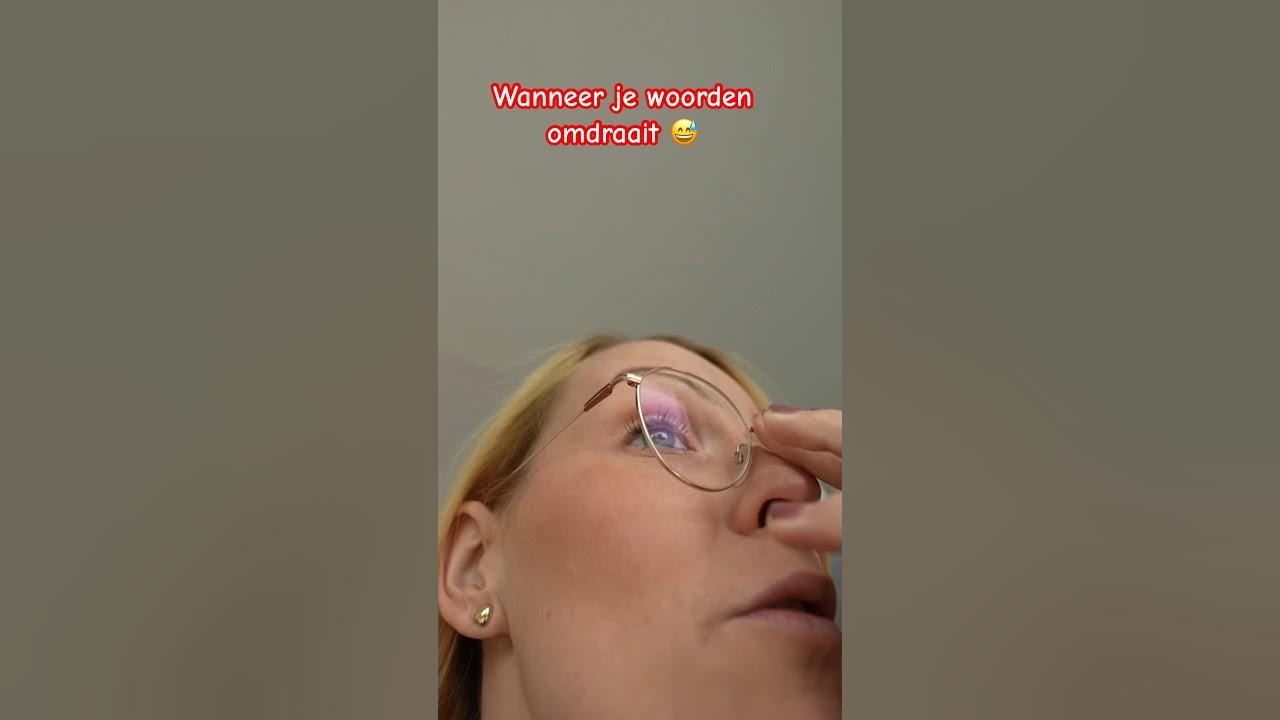 “Mijn neus valt van mijn bril” 🤓 short shorts debellingas 🆎👍 YouTube
