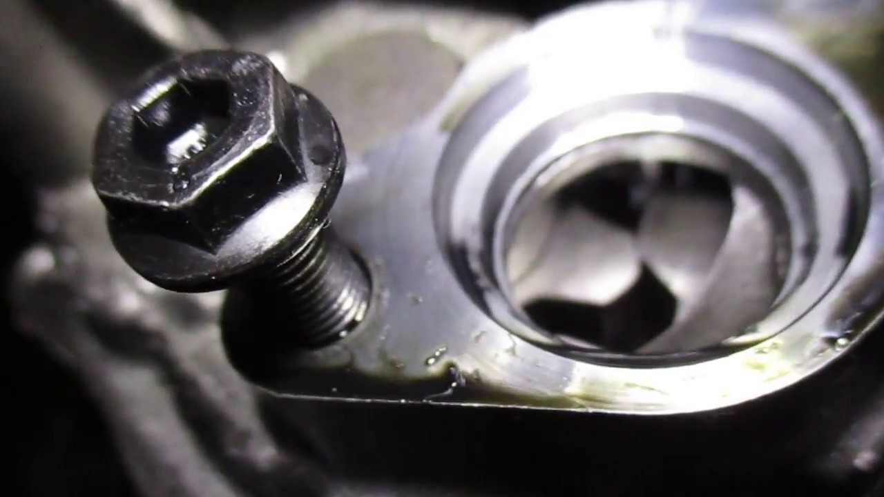 Carter Pompe A Huile Moteur Volkswagen Touran Part 18 Youtube