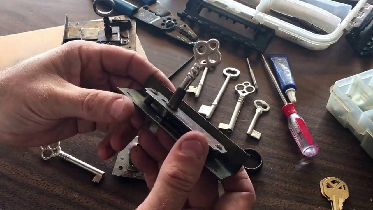 Antique Desk Locks Keys Discussing The Different Types Key