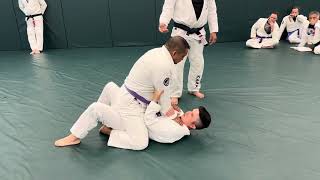 A Simple Demonstration of Rickson Gracies Connection
In this demonstration by Master Dave Kama, he shows how a smaller opponent can easily accomplish an Upa Mount Escape by correctly “connecting” to his opponent A Simple Demonstration of Rickson Gracies Connection