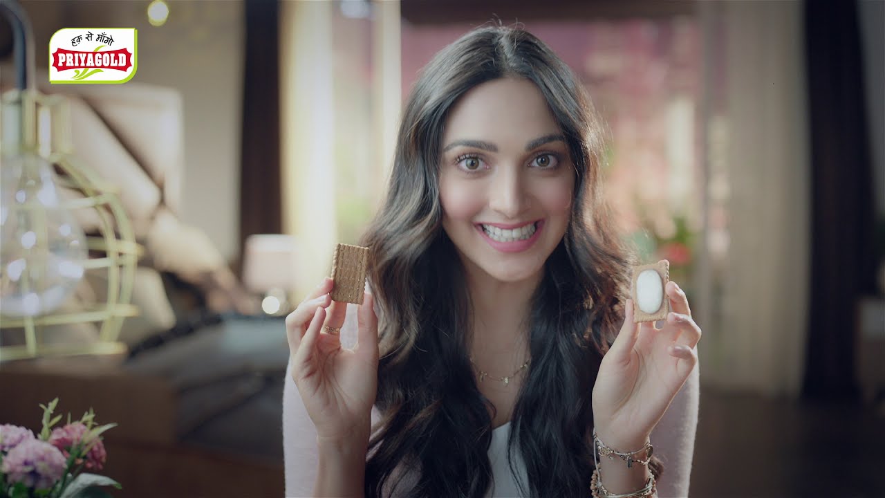 PRIYAGOLD PUFF CREAM BISCUITS