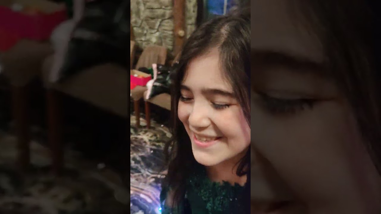 Yeni il şənliyi . Maraqlı oyunlar 😊 4 Ç sinfi 2022 - 2023🎄☃️🎊🎉🎈