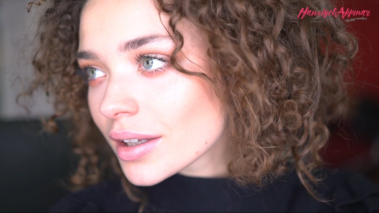 Işıltılı Bahar Makyajı 2017 Hamiyet Akpınar