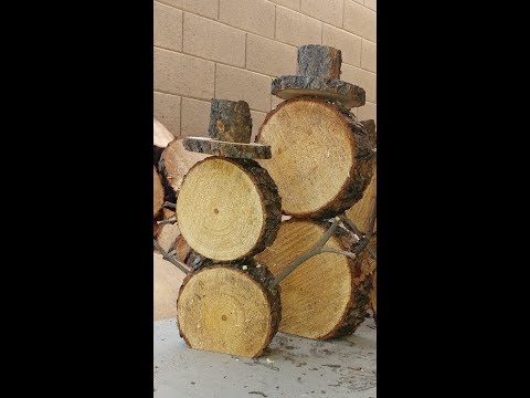How to make a log snowman