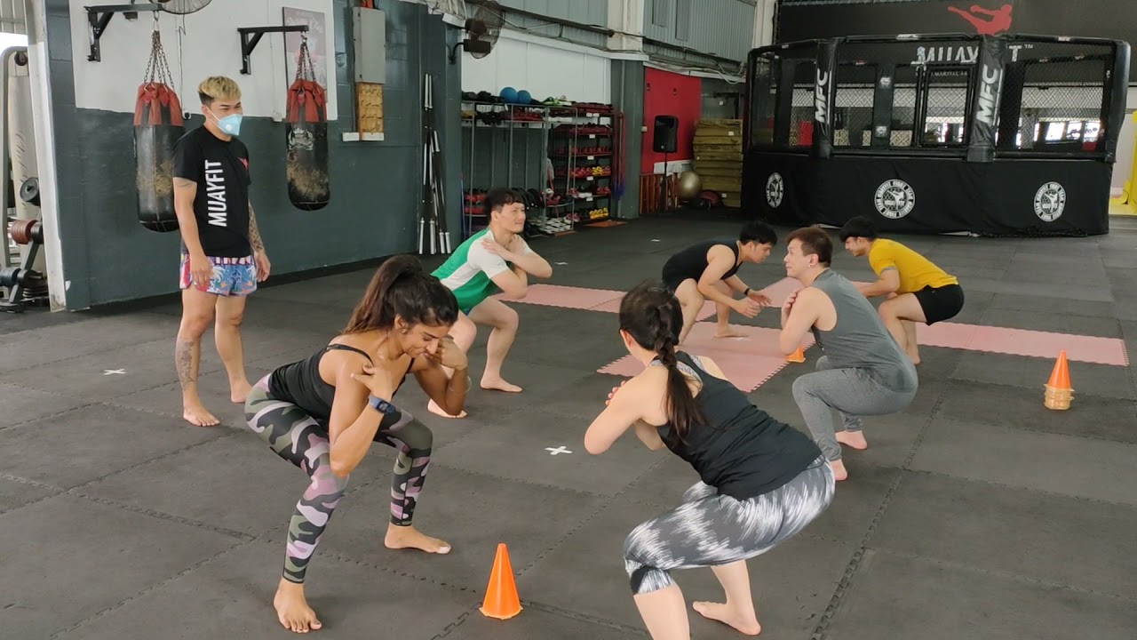 exercising while having fun @muayfit pj