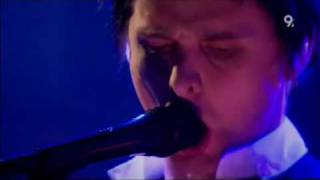 Muse - Knights Of Cydonia (Live Jools Holland 2006)