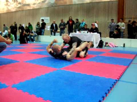 Ghettofights 2009 Open weight - Daniel Srensen vs Joachim "Hellboy" Hansen