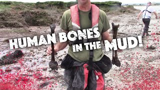 HUMAN BONES found Mudlarking on Hovercraft PLUS amazing finds from Roman pots to unique clay pipes