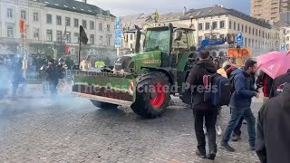Farmers demonstrate in Brussels against EU-Mercosur trade deal - AP explains