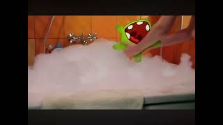 Om Nom Bath Dirty Crying