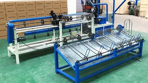 Automatic compact roll mesh chain link fence machine