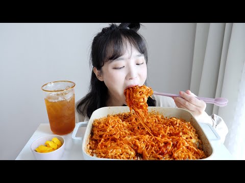 치즈 불닭볶음면 먹방! 생리해서 짜증나 죽겠으니까 넌 오늘 맵+치즈로 긴급처방이다🤬🔥🆘 / REALSOUND MUKBANG :D