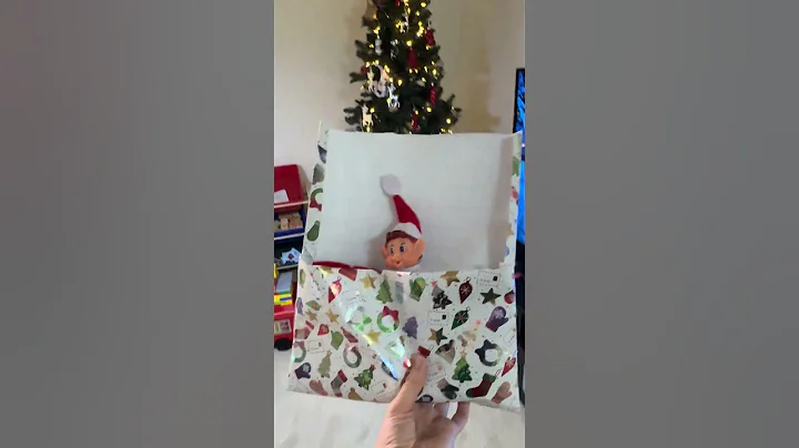 A cute idea for when your elf says “bye-bye!” 💫#elfontheshelf #christmas #elfontheshelfideas