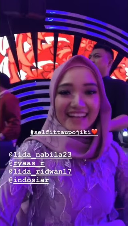 Story Instagram Selfi lida