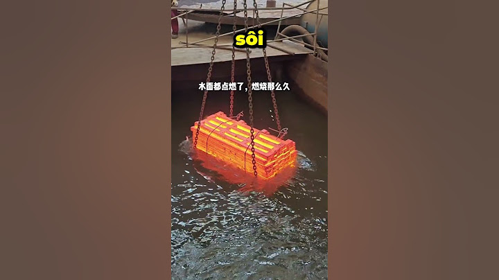 Suối nước nóng à