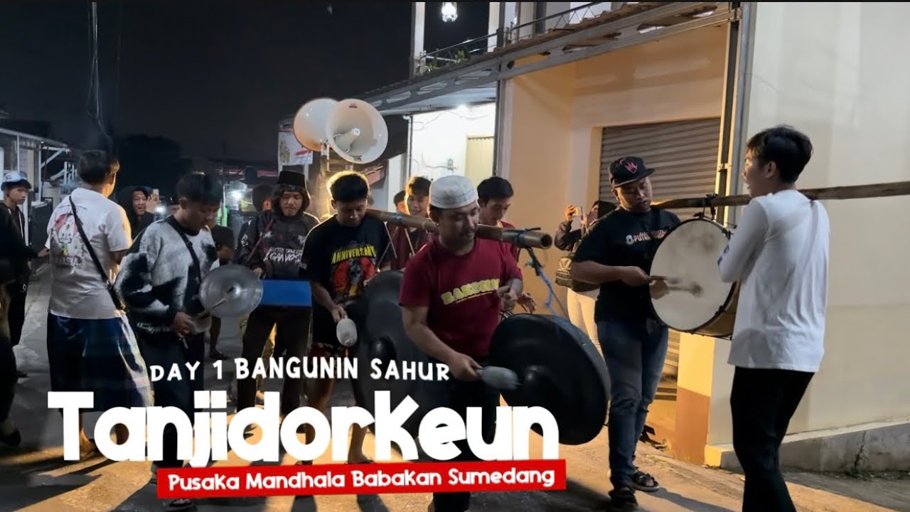 Bangunin Sahur Khas Warga Bandung Timur!!! Tanjidor Pusaka Mandhala Show Babakan Sumedang