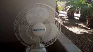 1990 cool breeze 16" desk fan.