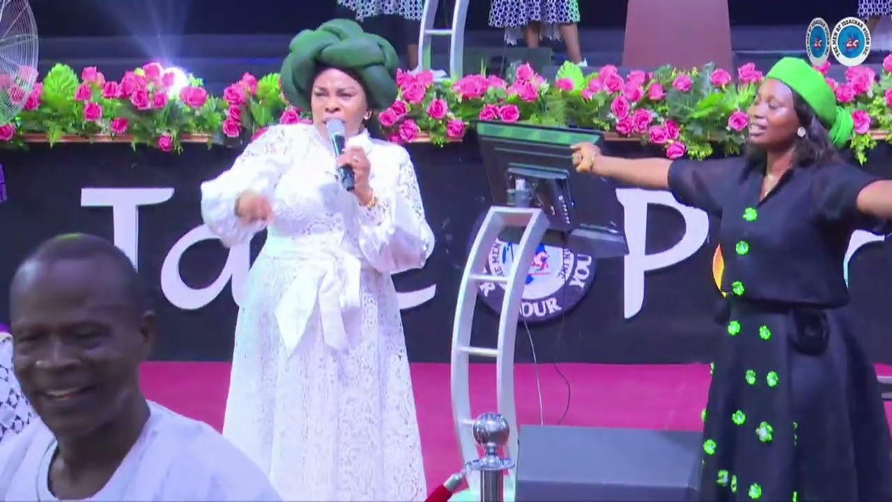 TOPE ALABI PRAISE SESSION @ Men of Issachar Vision HQ