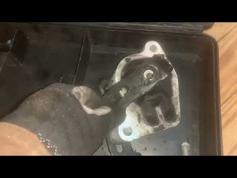 How to Replace Engine Mounts in your car (Nissan Altima 2.5) - YouTube