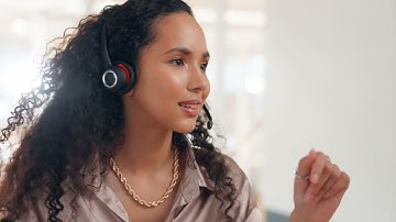 AI + IA: How Artificial Intelligence Empowers Intelligent Agents for Enhanced Customer Experiences