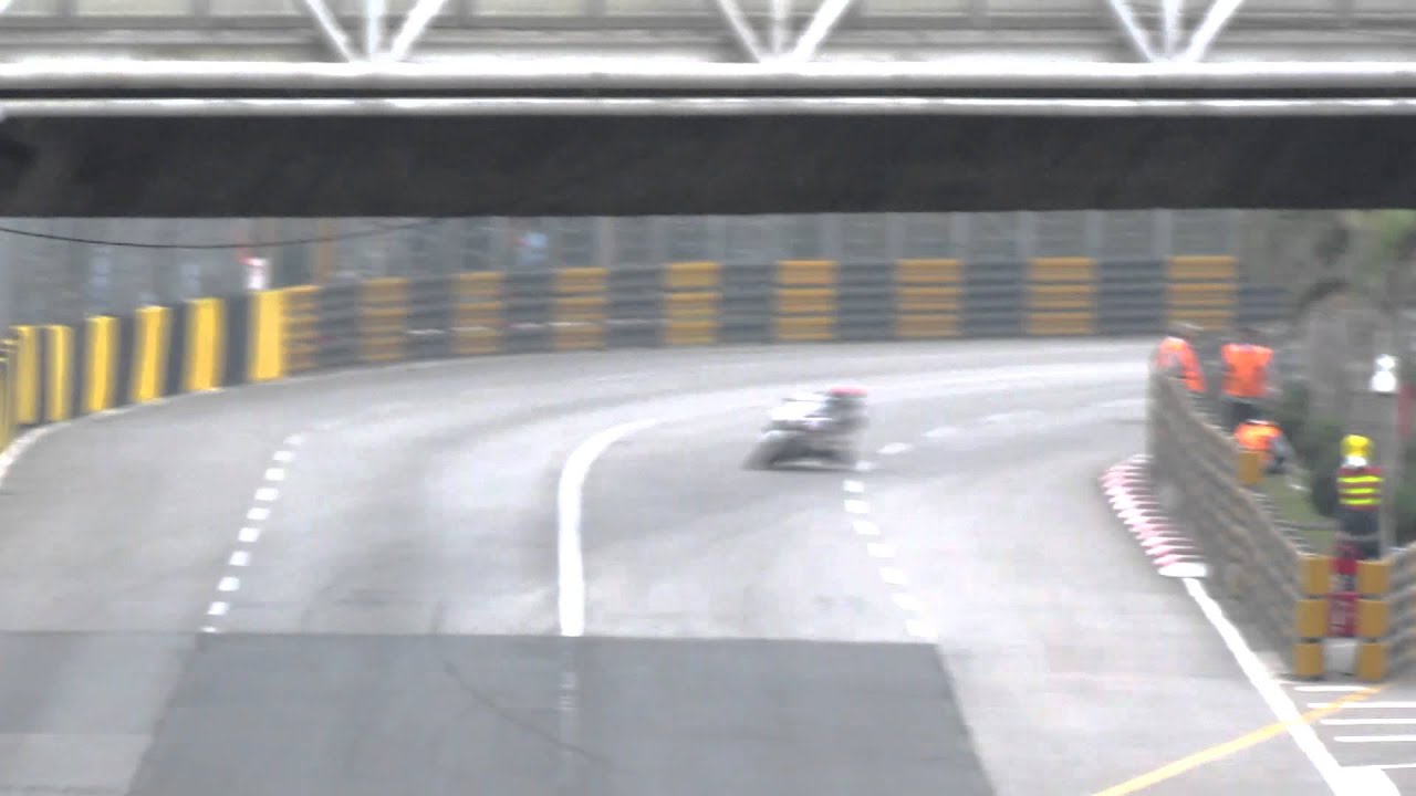 Peter Hickman Crash at Macau Grand Prix by YouTube
