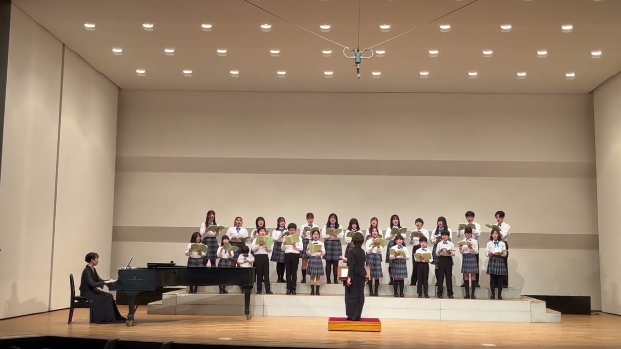 ひばり　　作詞：ディミタル・パンテレエフ　  作曲：アレクサンドル・テケリエフ      訳詞：岩井 照清