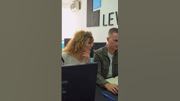 Dynamic connectivity manages evolving graphs