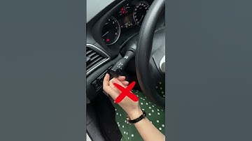 Novice drivers should turn on the wipers correctly!