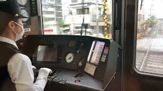 阪急電鉄　特急　電車の運転席　train driver's seat