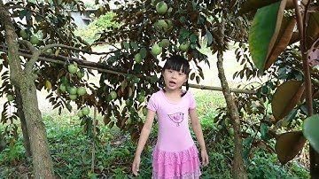 Uyên Chiêu đọc bài thơ Trong Lời Mẹ Hát (Tg: TRƯƠNG NAM HƯƠNG) | Bé đọc thơ | Thơ thiếu nhi hay