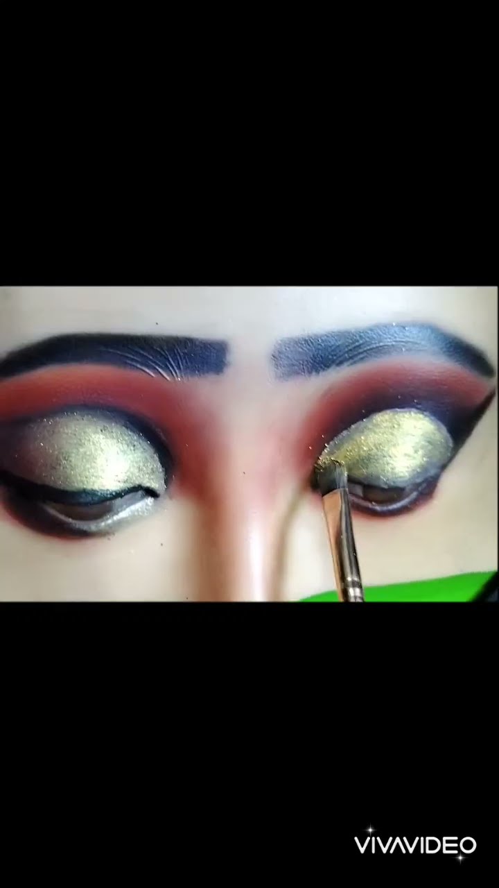 how to do sunset eyeshadow (cut crease with a cat eyes... how to do cut crease #eyemakeup#smokey eyes#fyp#viral - YouTube