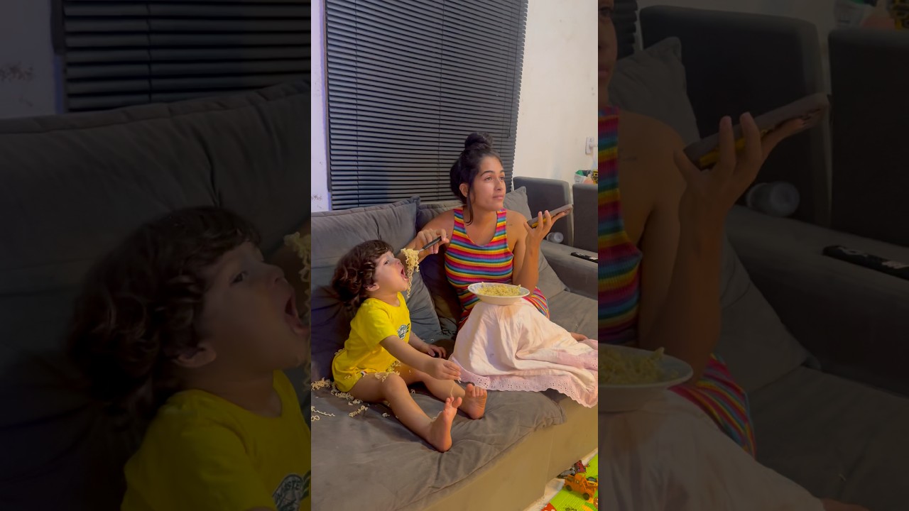 Mãe fofoqueira não cuida do filho e joga comida em cima dele