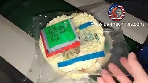 Automatic instant noodle horizontal flow pillow bag film wrapping bag packaging machine