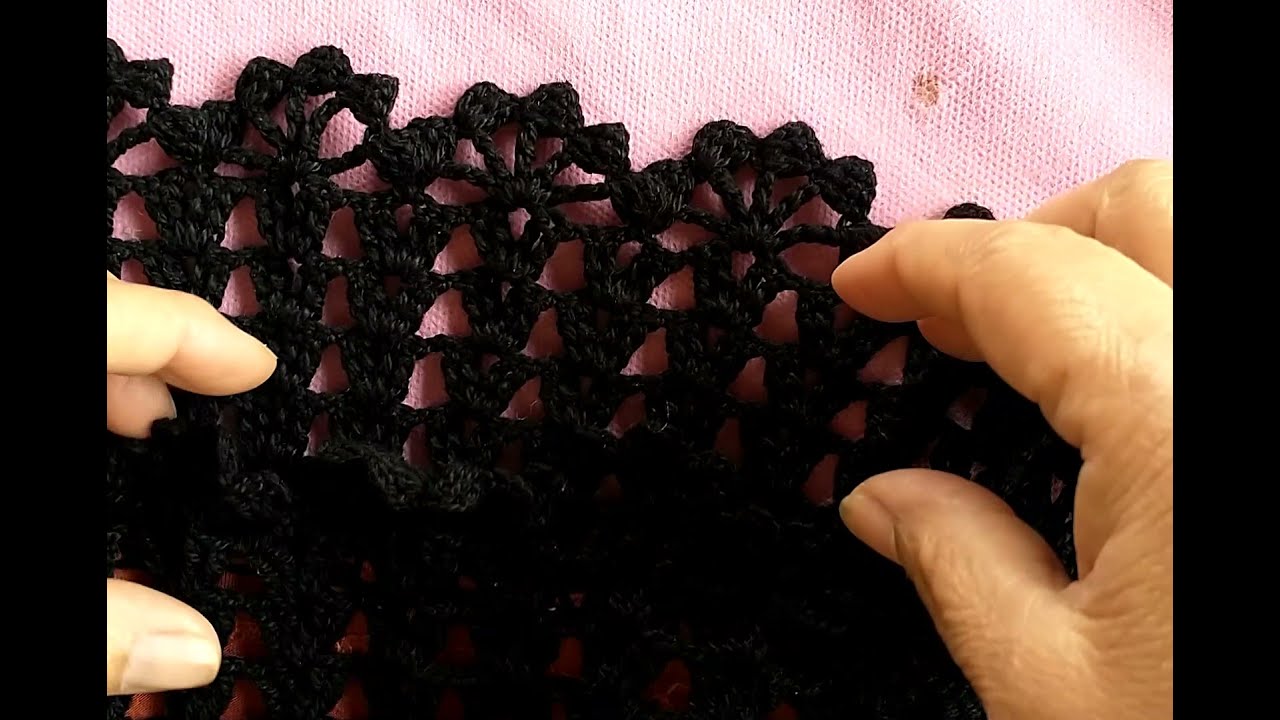 Vestido com barrado de crochê