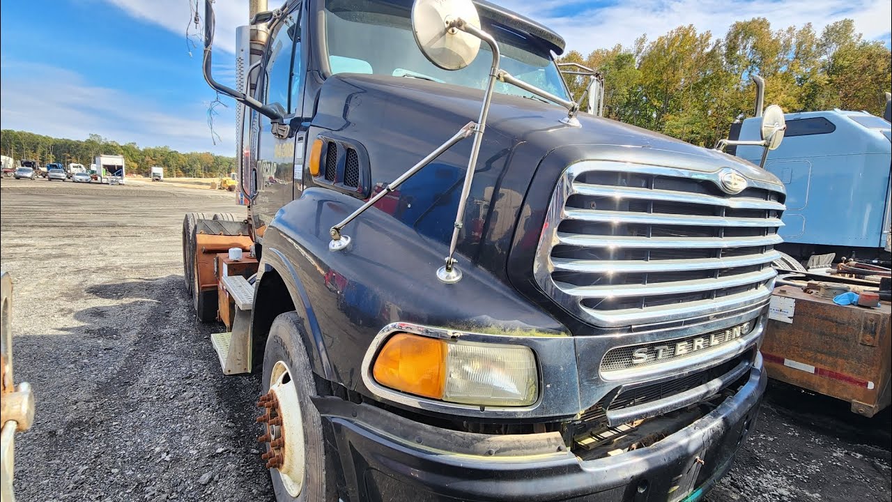 (J71531) 2004 Sterling A9500, TRUCK-