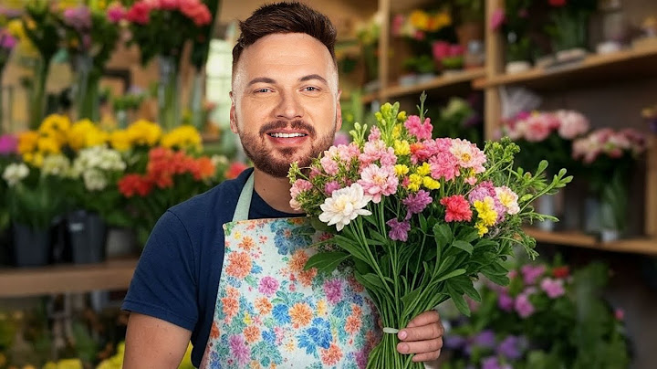 Roškar prvič CVETLIČAR