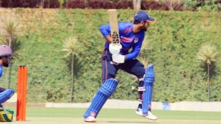 Karan Sharma | Batting | Lucknow Super Giants' Player |