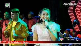 GARISAN CINTA (DIAN ANIC FT LEE HIEN )