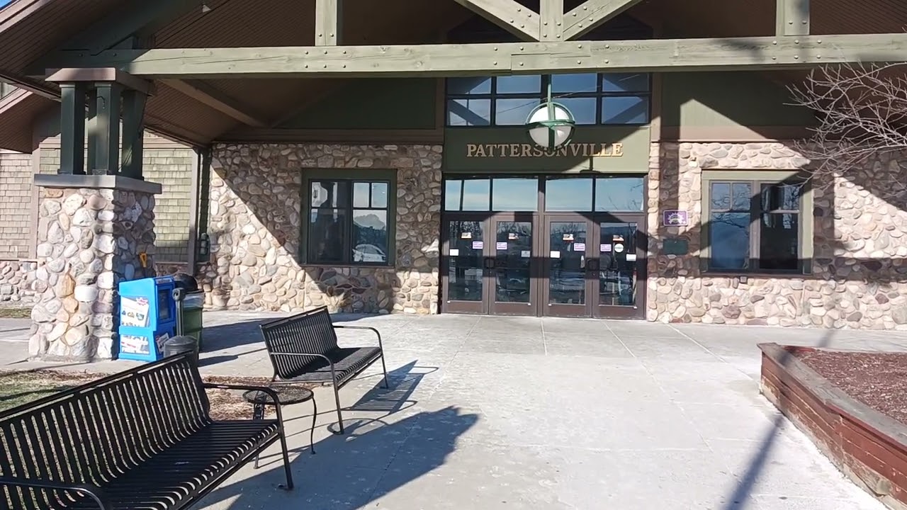 New York State Thruway Rest Stop (Winter 2022)