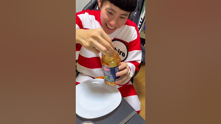 Sharing one can of ketchup with the whole family🍝🔥🤣