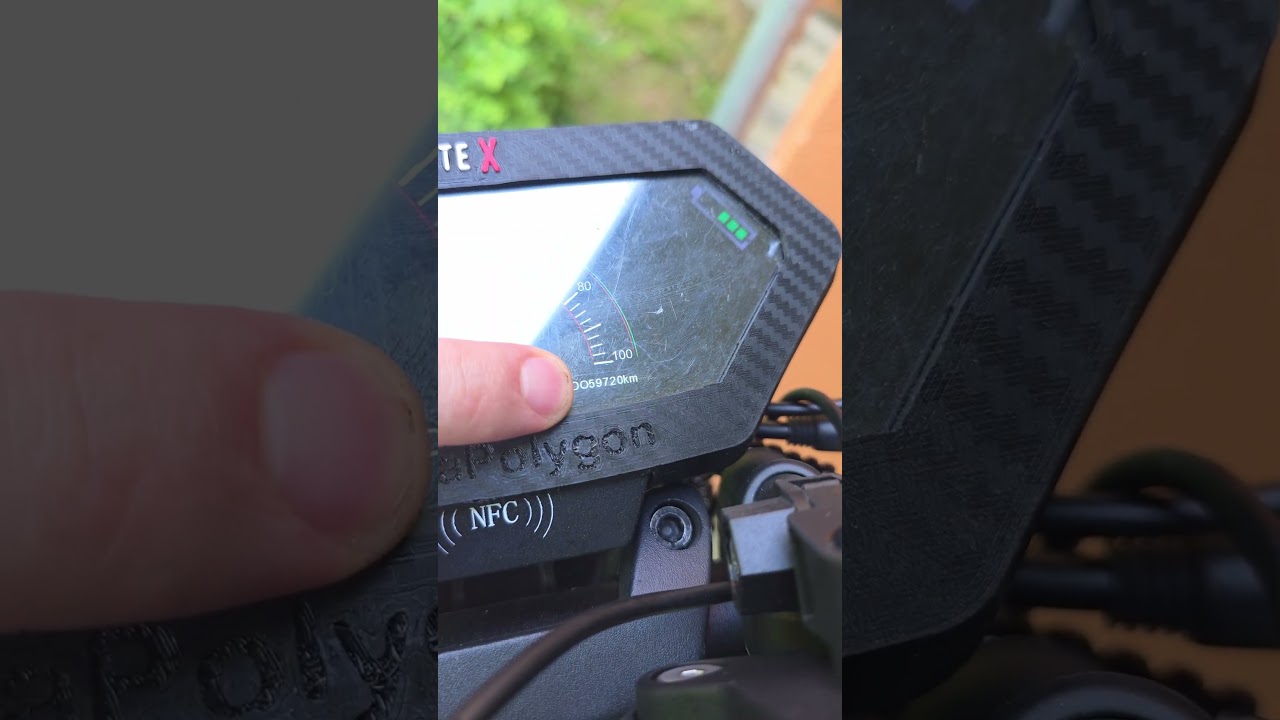 IO Hawk Elite X 2.0 Display Fehler #3 