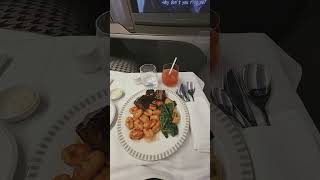 60,000 points + $200 in taxes = Darlene flying Singapore Airlines Business Class on FRA–JFK 😮‍💨